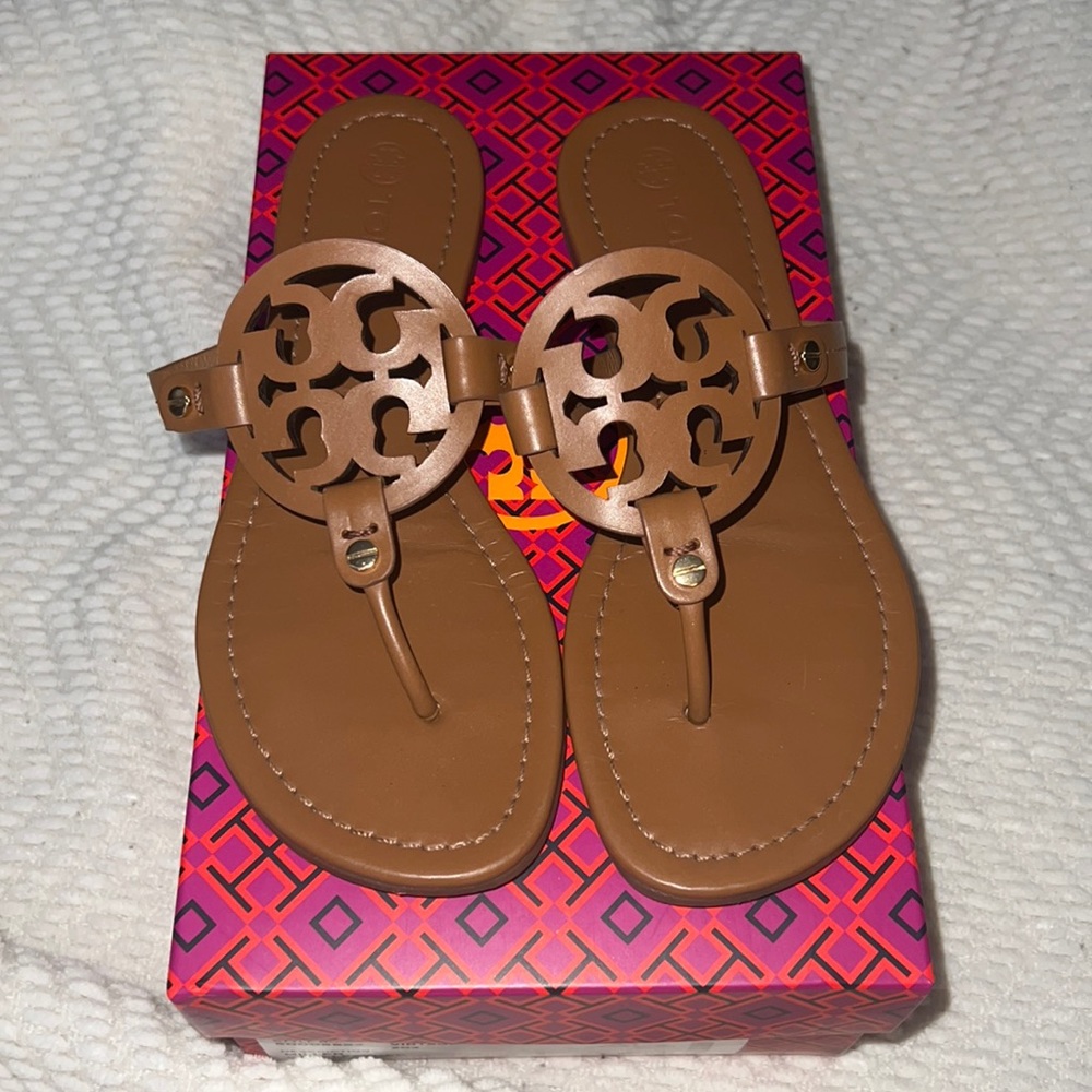 Tory Burch Size 7 Tan Miller Sandals